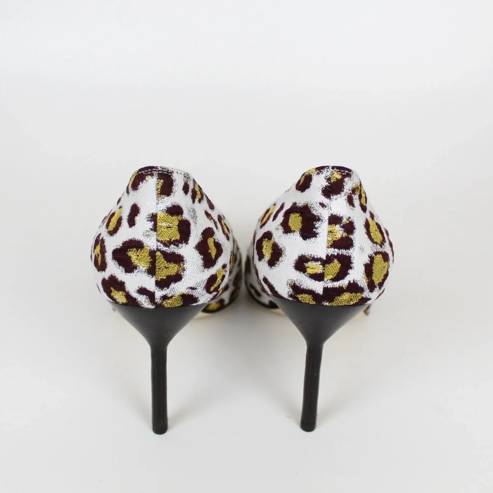 NEW Manolo Blahnik BB Leopard Print Pointed Toe Pumps Multi EU 36.5